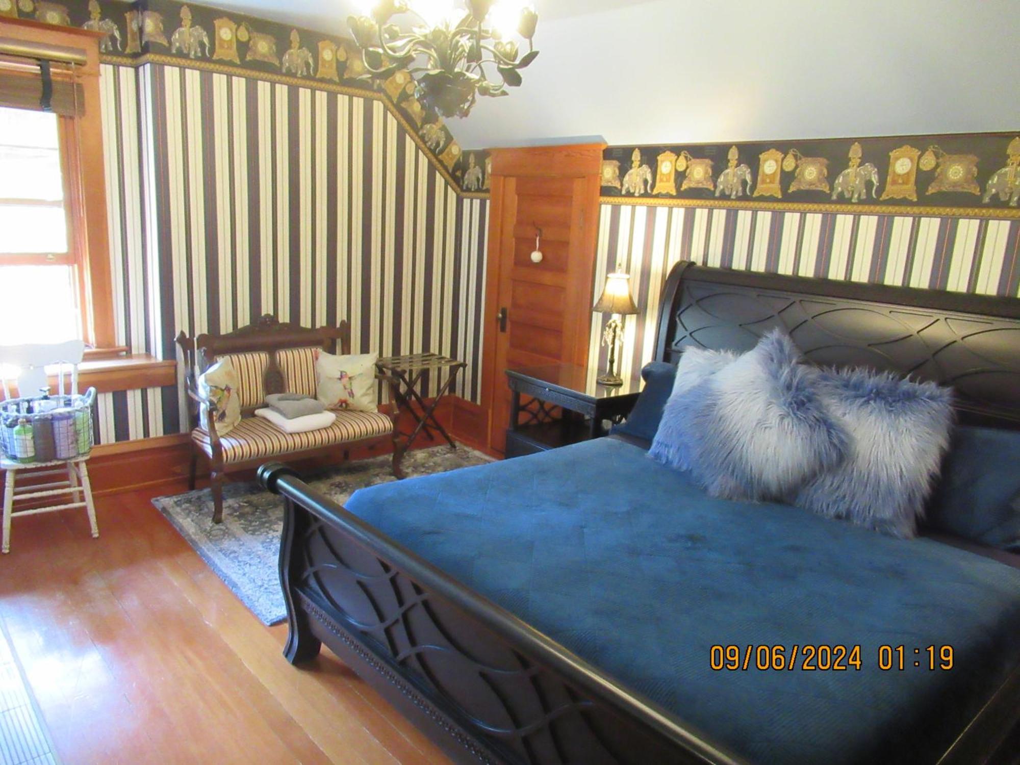 Hummingbird Gardens B&B 莱迪史密斯 外观 照片